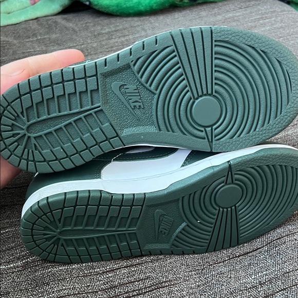 Nike - Picture 10 of 10